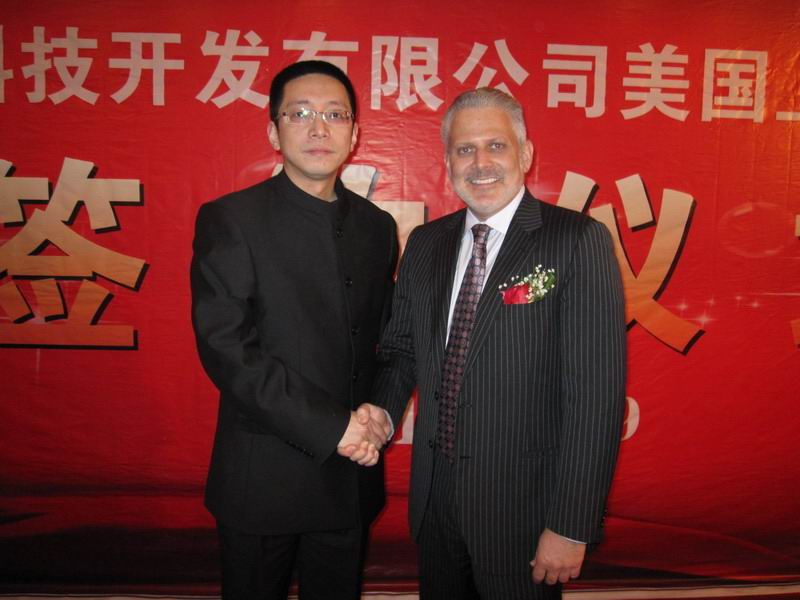 2011年3月19日，我所顾问单位宜昌益农科技开发有限公司美国上市暨律师签约仪式在当阳举行